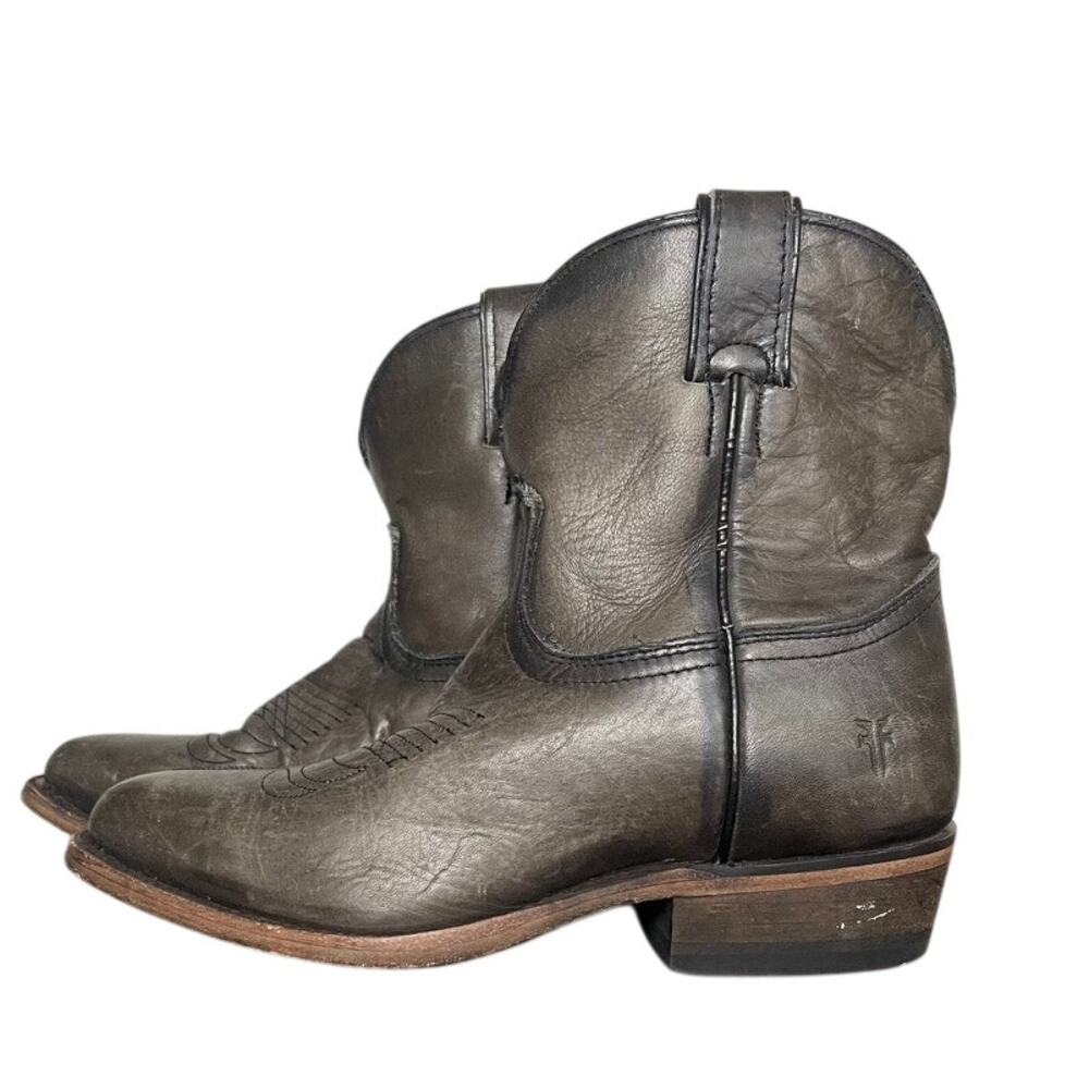 Frye Billy Short Pull On Distressed Grey Leather Bootie Boots Size 7